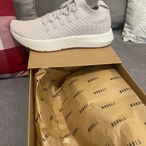 NOBULL women's Light Gray Sneakers